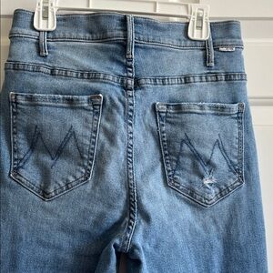 MOTHER Light Wash ankle fray Jeans size 27